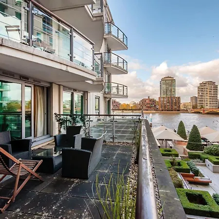 Central 2 Bed With Large Terrace London Exterior photo